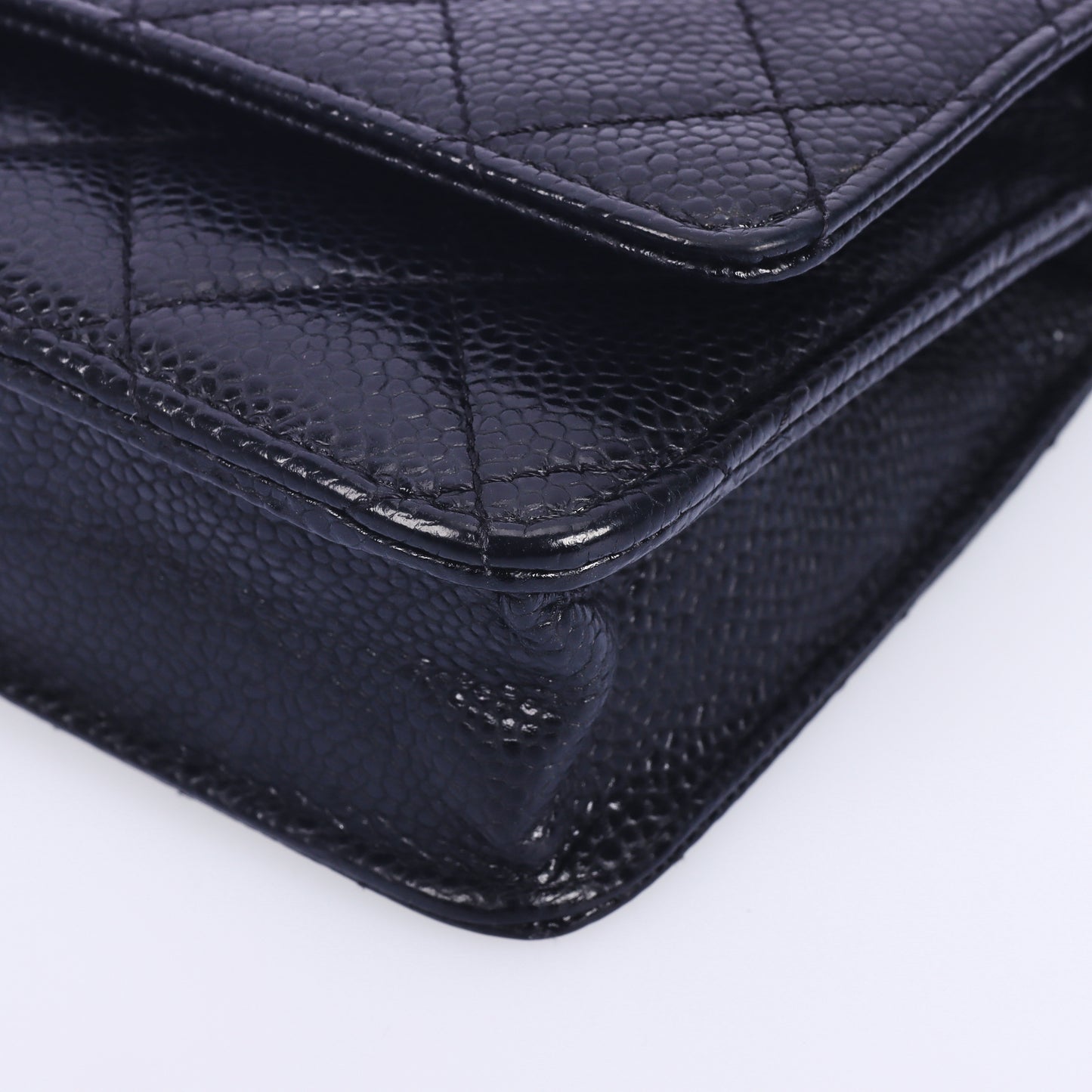 Pre-Owned Chanel Classic Black Calfskin Wallet on Chain 59714480