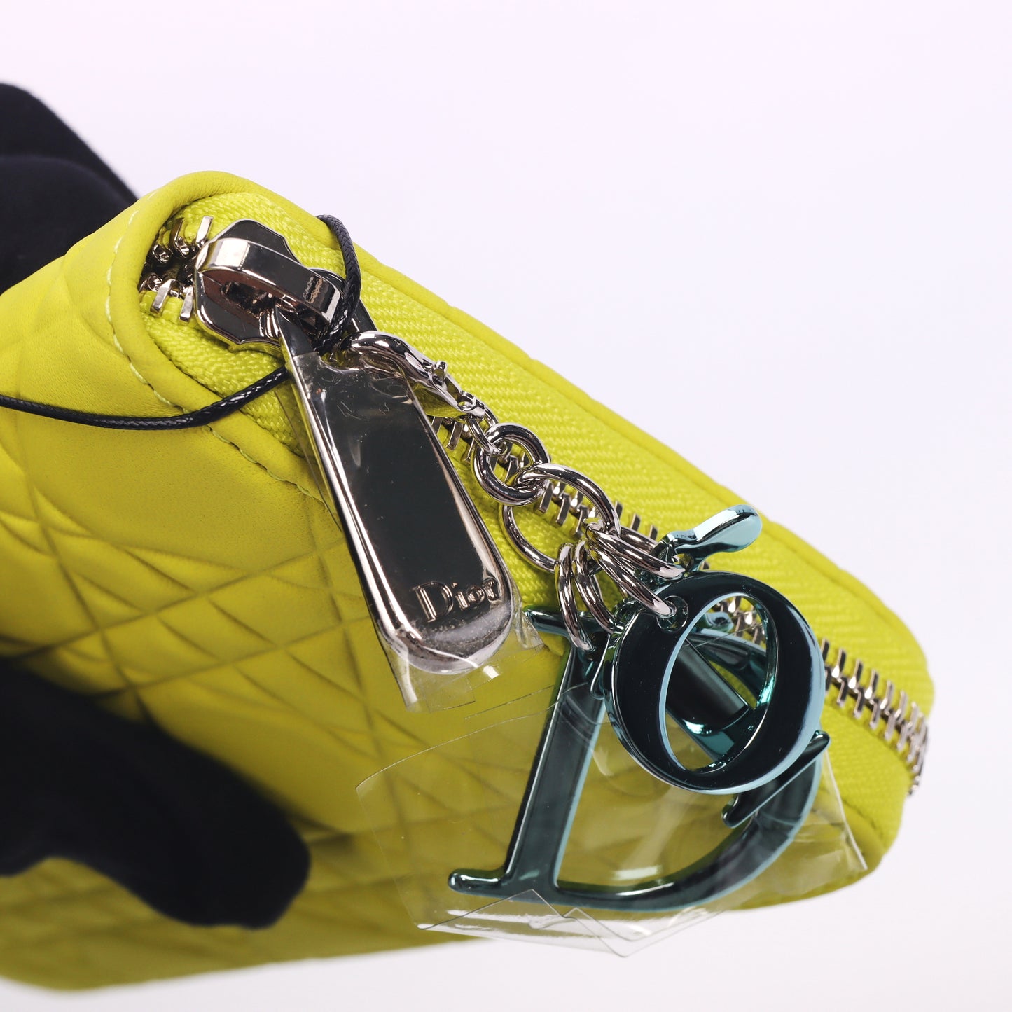 Pre-Owned Dior Cannage Yellow Leather Zip Around Wallet 61128416