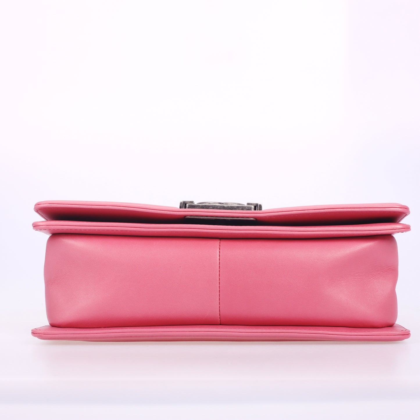 Pre-Owned Chanel Le Boy Pink Chevron  Leather Shoulder Bag 62409376