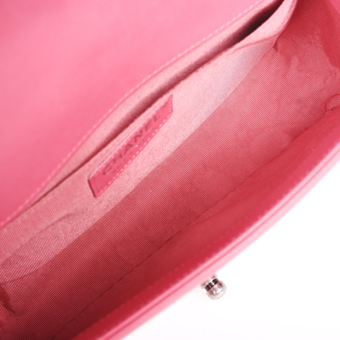 Pre-Owned Chanel Le Boy Pink Chevron  Leather Shoulder Bag 62409376