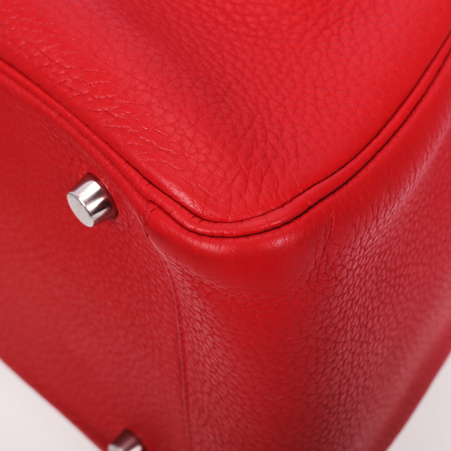 Pre-Owned Hermès Lindy Red Taurillon Clemence Calfskin Shoulder Bag 65098976 CE