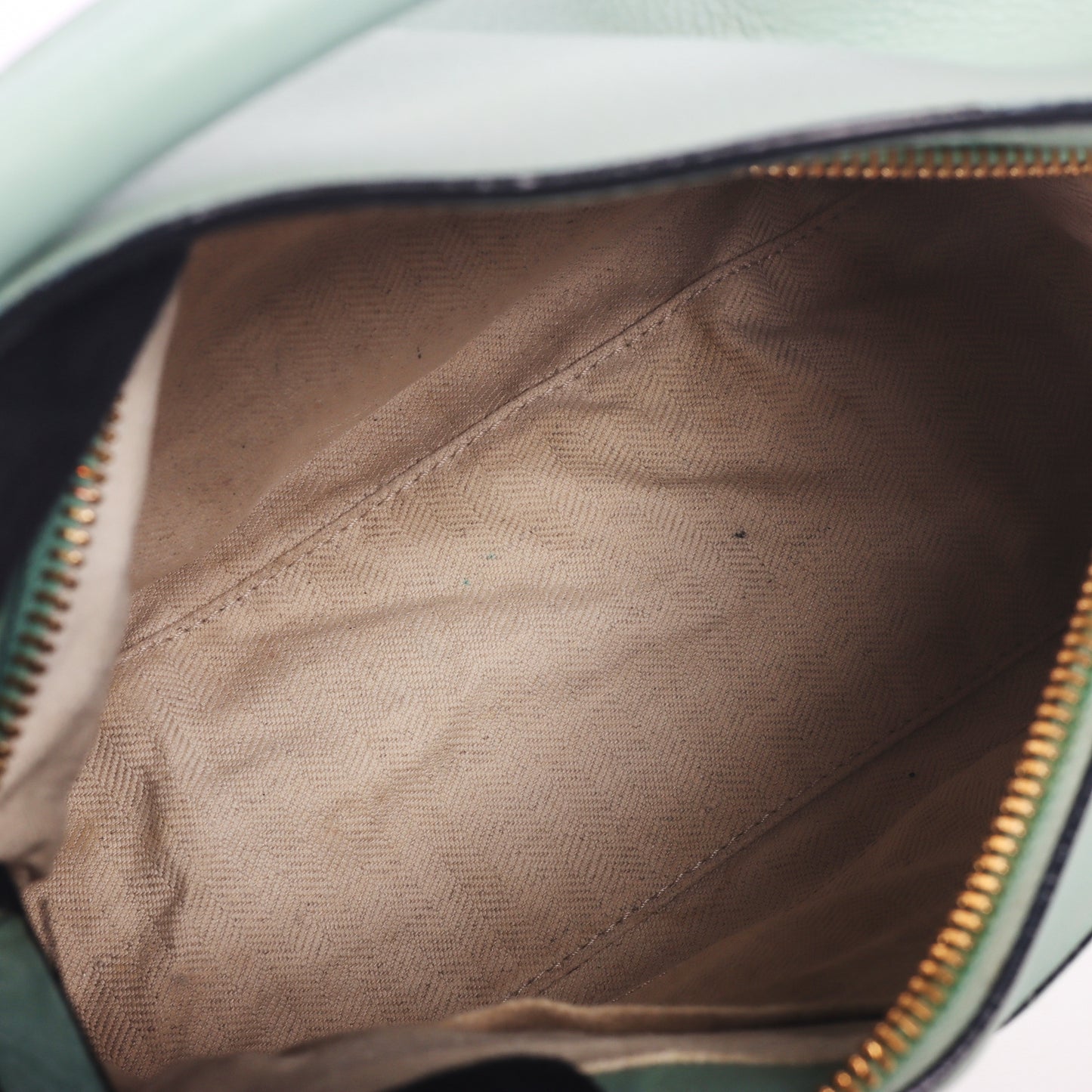 Pre-Owned LOEWE Puzzle Seafoam Green Calfskin Leather Shoulder Bag 66226386