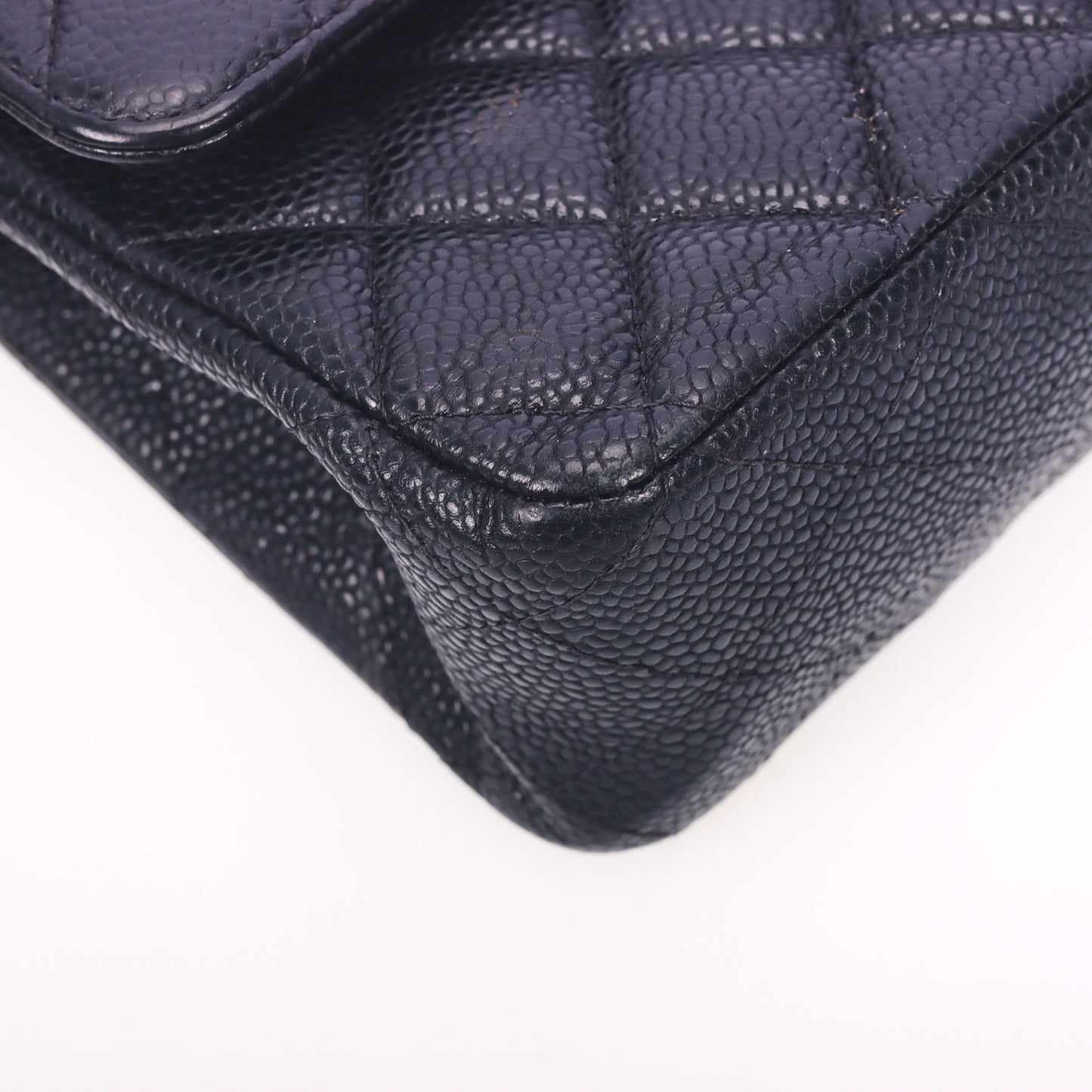 Pre-Owned Chanel Classic Flap Black Quilted Caviar Calfskin Shoulder Bag 68038333