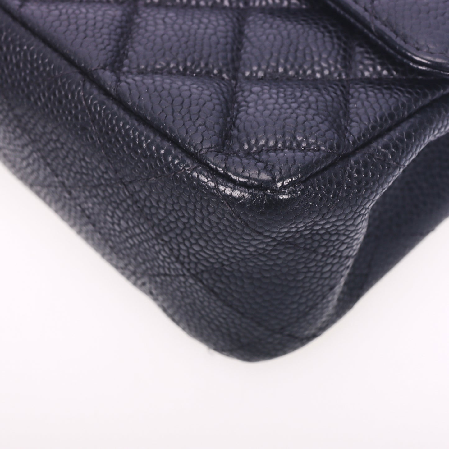 Pre-Owned Chanel Classic Flap Black Quilted Caviar Calfskin Shoulder Bag 68038333