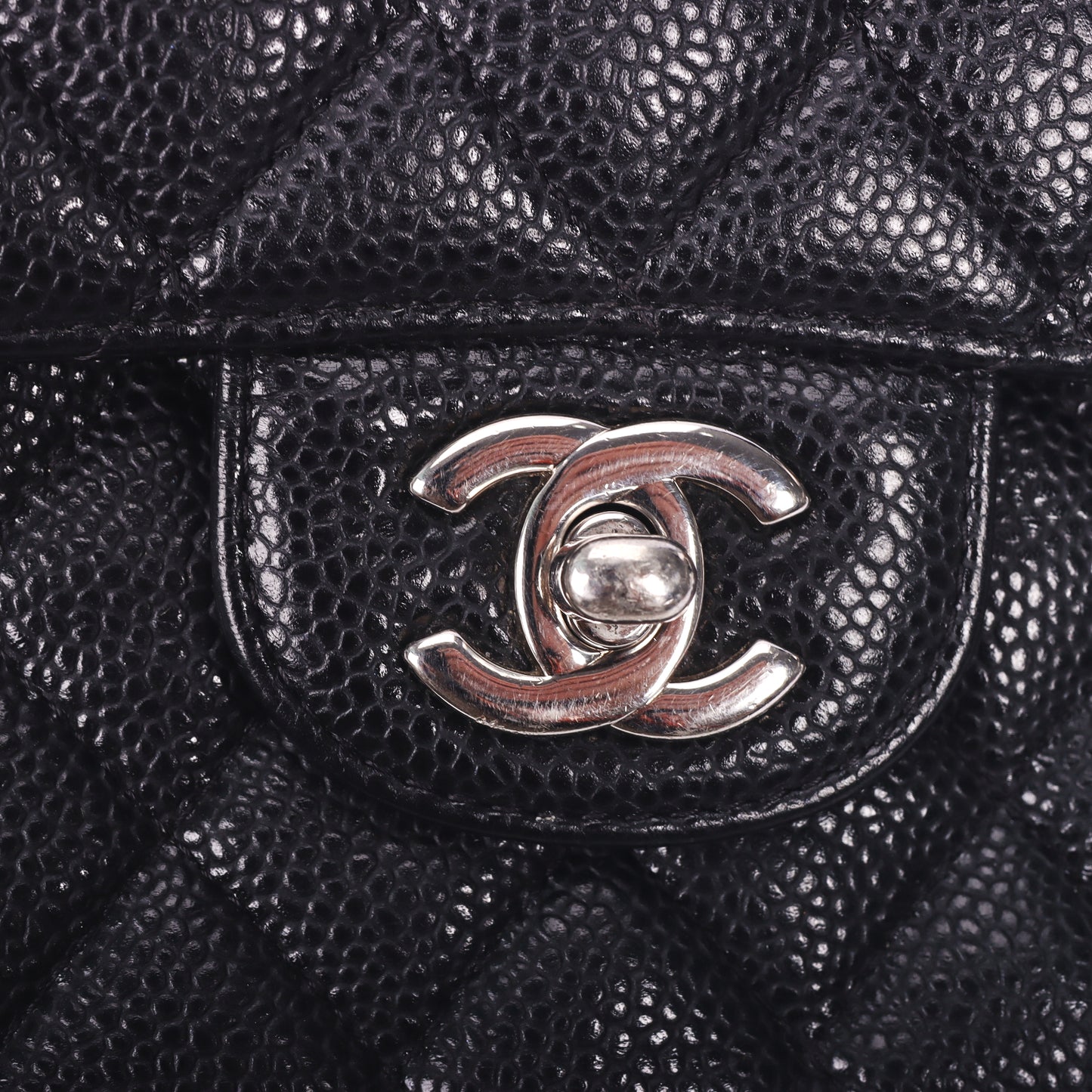 Pre-Owned Chanel Classic Flap Black Quilted Caviar Calfskin Shoulder Bag 68038333