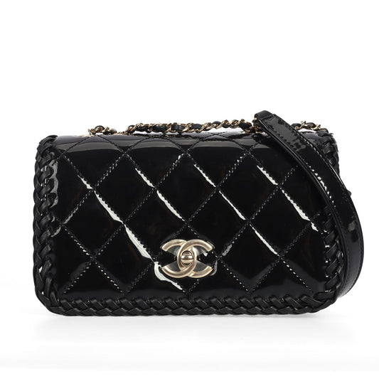 Pre-owned CHANEL Patent Leather Crossbody Bags Black 76322359 hz