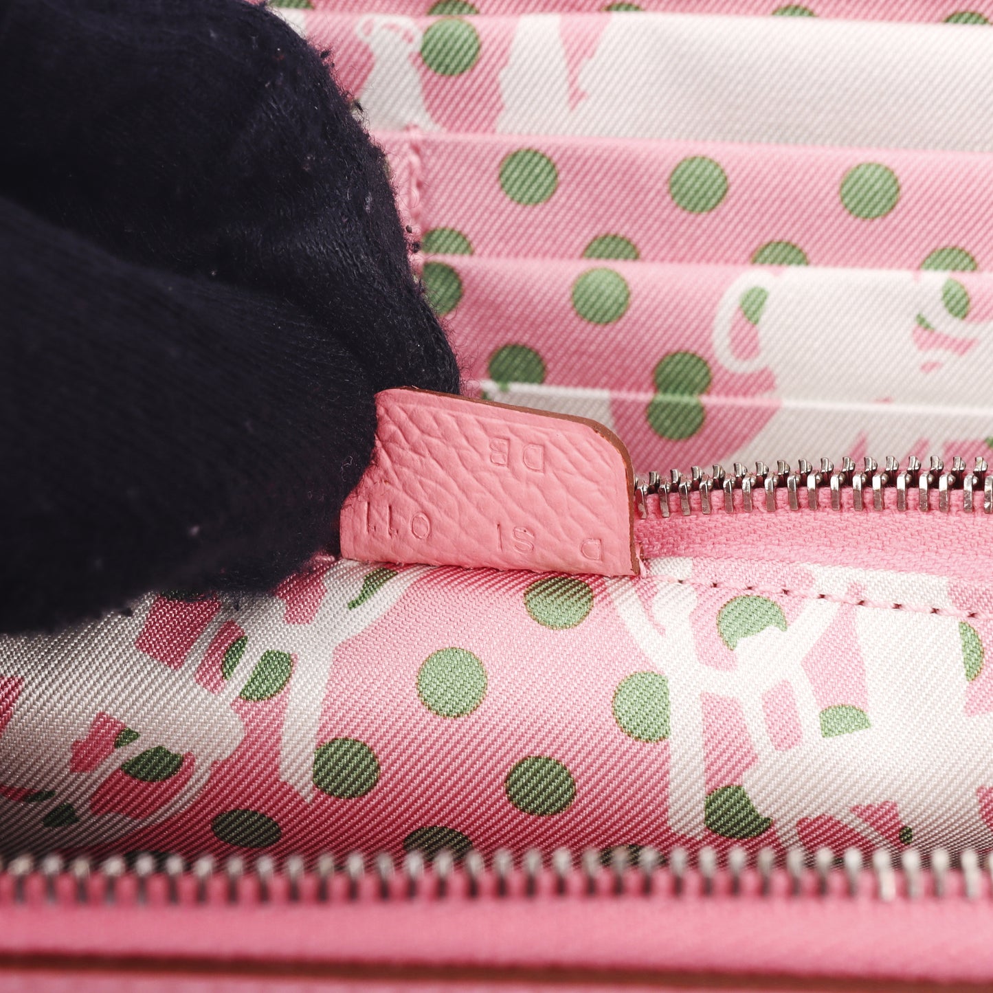 Pre-Owned Hermes Azap Rose Confetti Calfskin Wallet 73084917 L