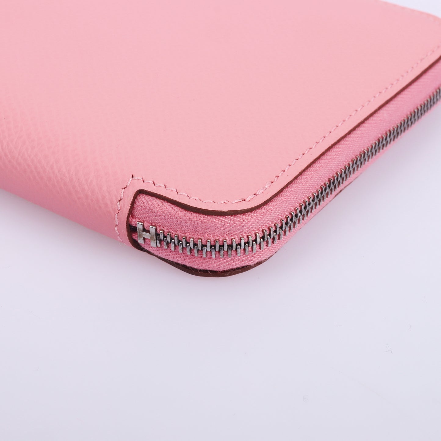 Pre-Owned Hermes Azap Rose Confetti Calfskin Wallet 73084917 L