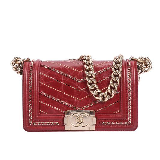 Pre-Owned Chanel Boy Chanel Burgundy Calfskin Shoulder Bag 74582703 L