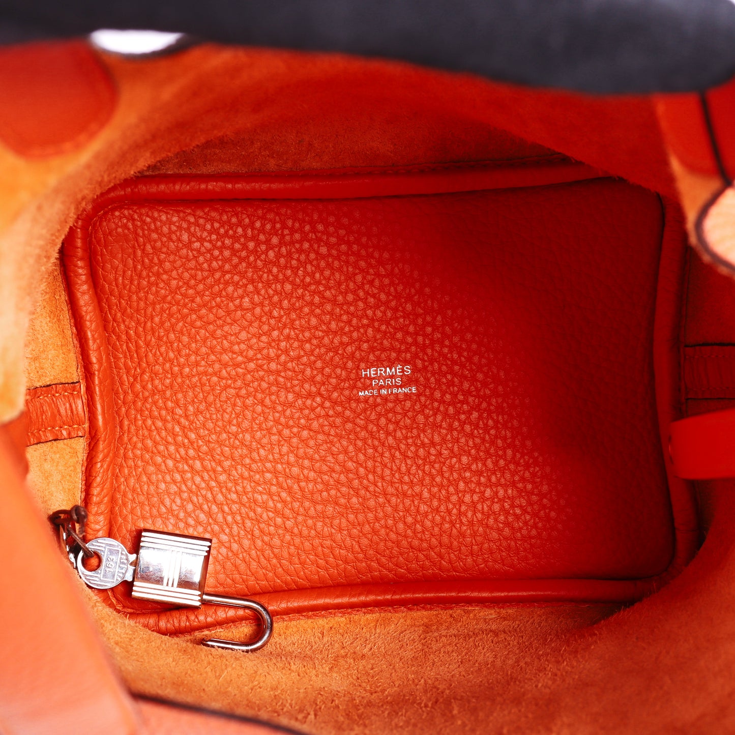 Pre-Owned Hermès Picotin Lock 18 Feu Togo Leather Shoulder Bag  77147328 c