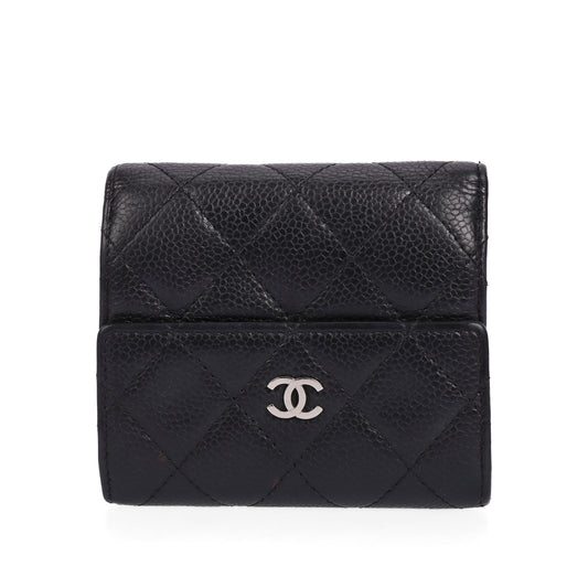Pre-Owned Chanel Classic Flap Wallet Black Quilted Caviar Calfskin Leather Wallet 77439146