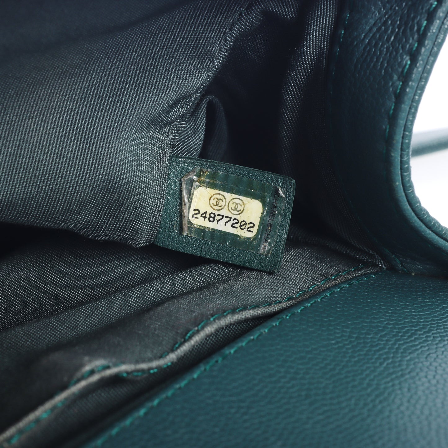 Pre-Owned Chanel Boy Flap Blue-Green Calfskin Shoulder Bag 78818248 lkz