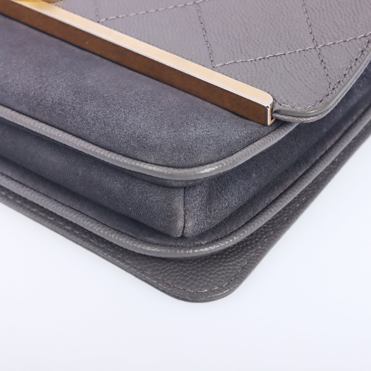 Pre-Owned Chanel Coco Flap Grey Quilted Calfskin Leather Shoulder Bag 80702523 c