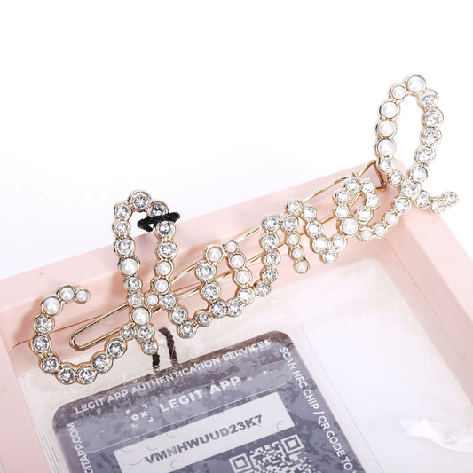 Pre-Owned Chanel Hairclip