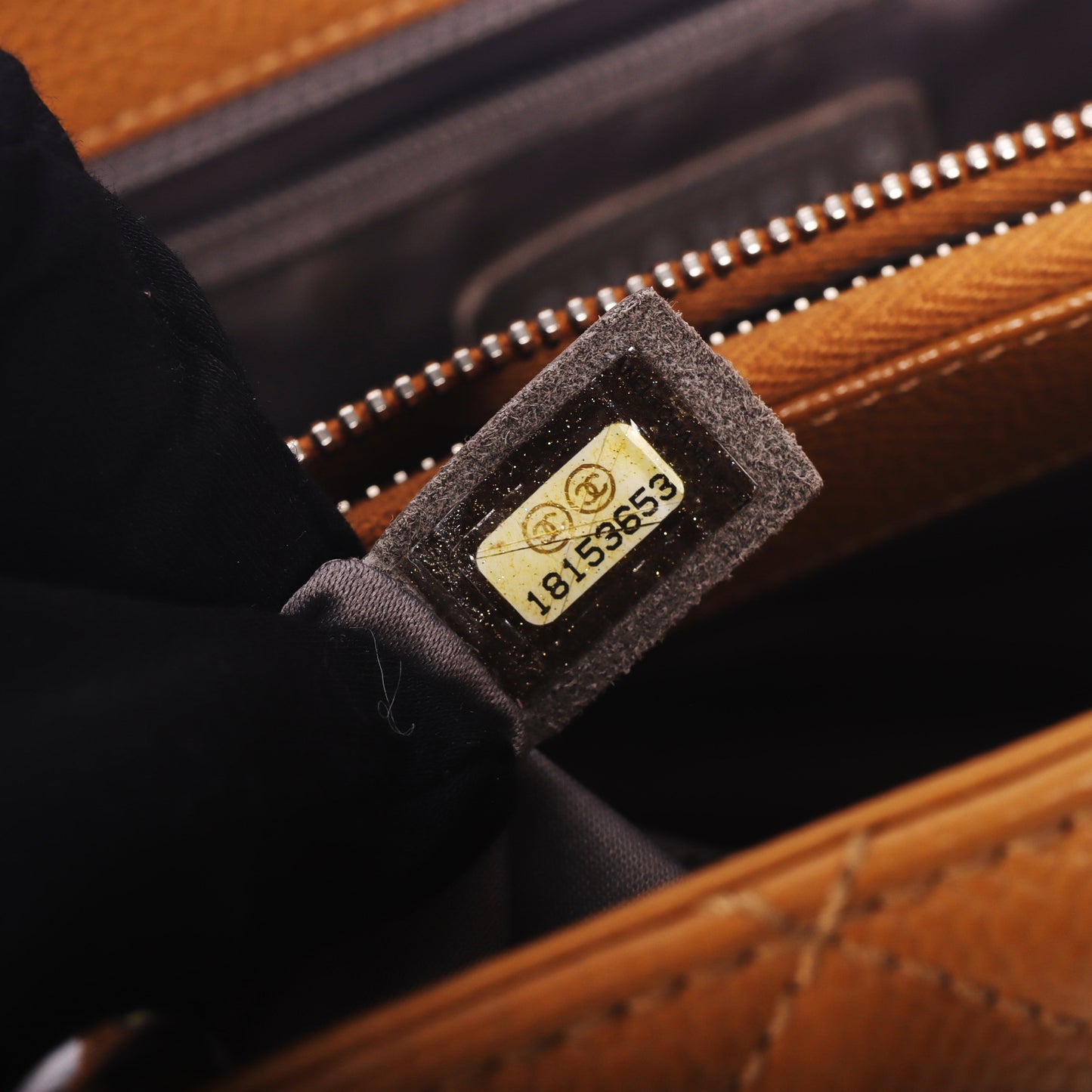 Pre-Owned Chanel Grand Shopping Tote GST Gold Quilted Caviar Calfskin Leather Shoulder Bag 83985960