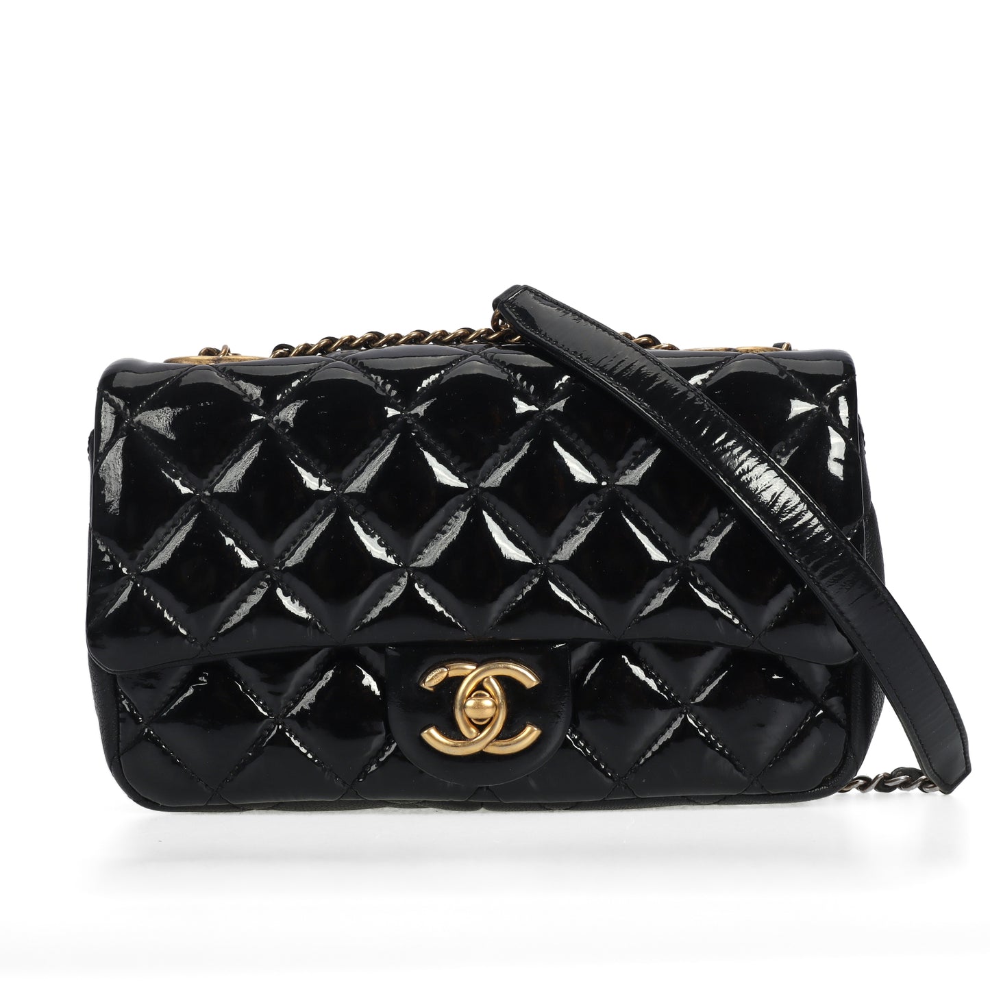 Pre-Owned Chanel Black Patent Leather Crossbody Bag 84907439