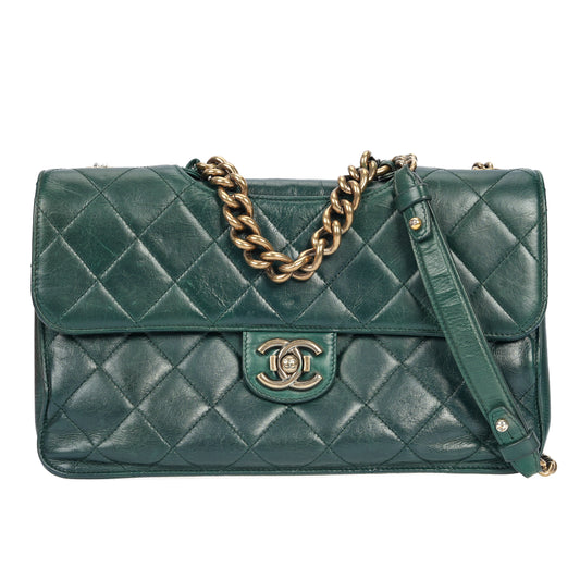 Pre-Owned Chane Dark Green Calfskin Shoulder Bag 93571942