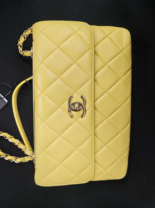 Pre-owned Chanel Yellow Trendy CC - Auction Item 78587916