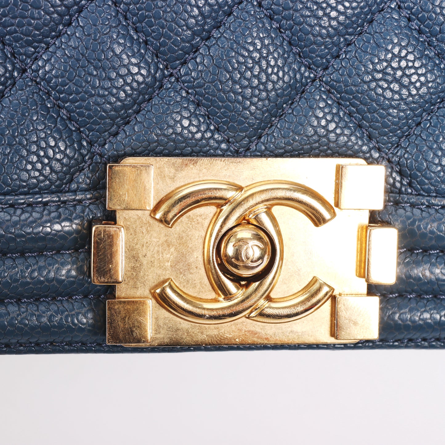 Pre-Owned Chanel Le Boy Blue Quilted Calfskin Leather Shoulder Bag 95200785