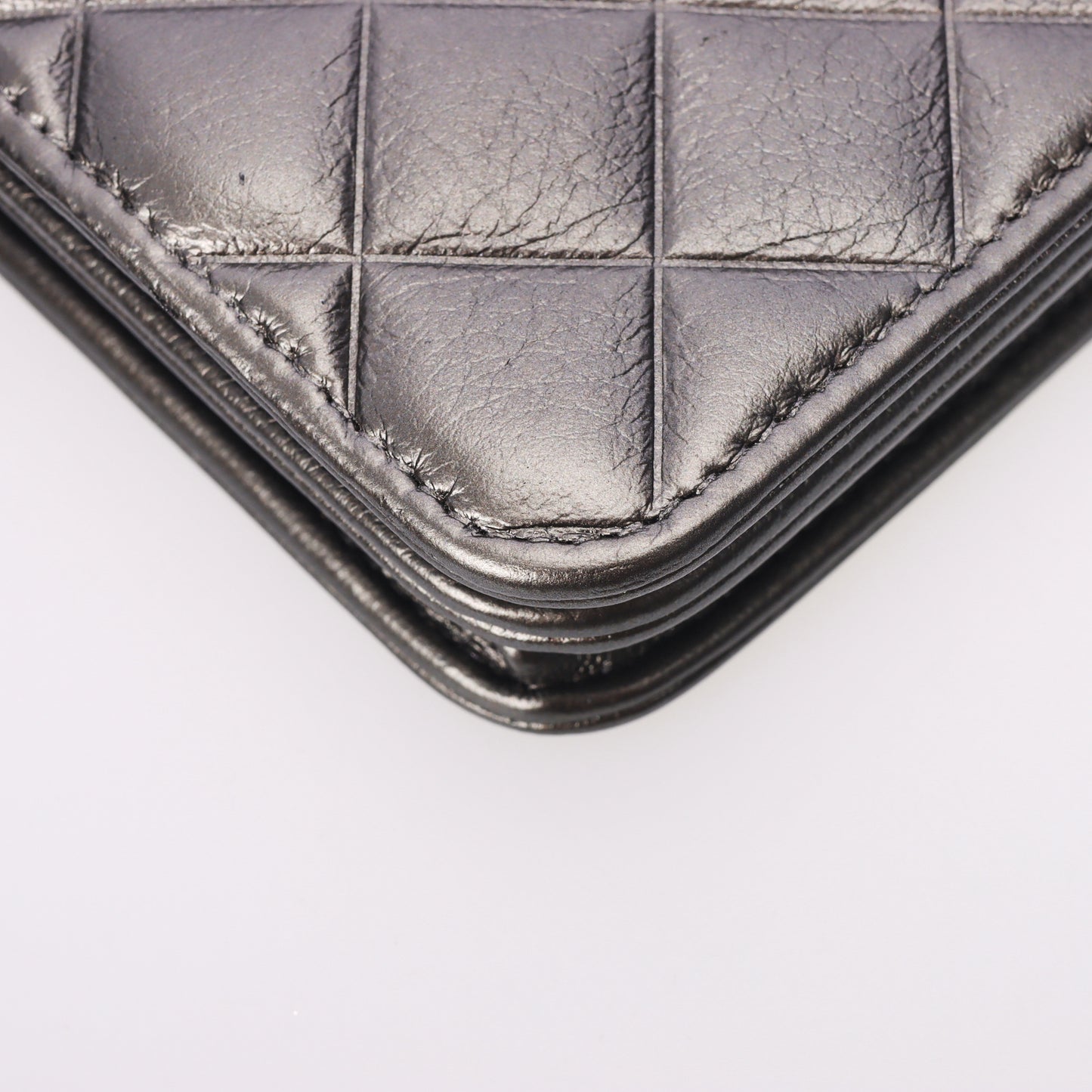 Pre-Owned Chanel Silver Gray Calfskin Wallet on Chain  96139721 c