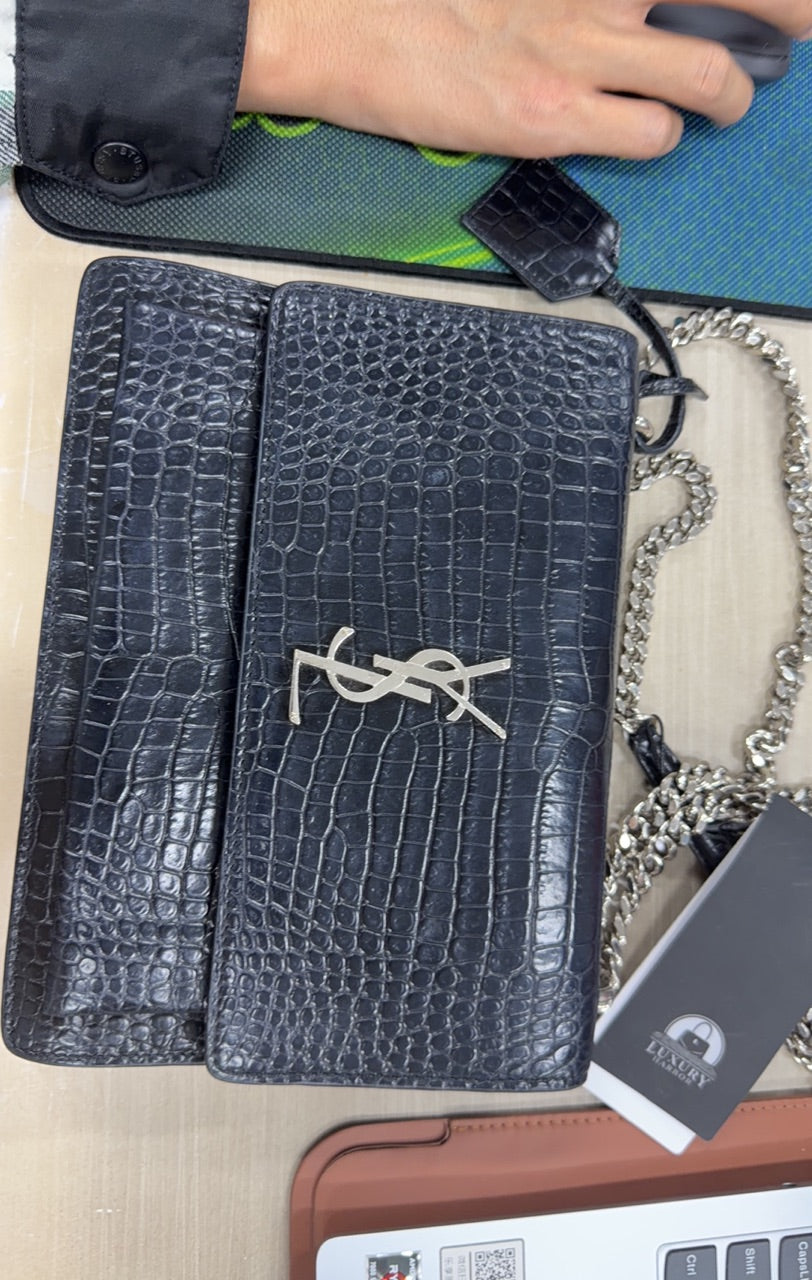 pre-owned ysl sunset black shoulderbag-auction item 58907664